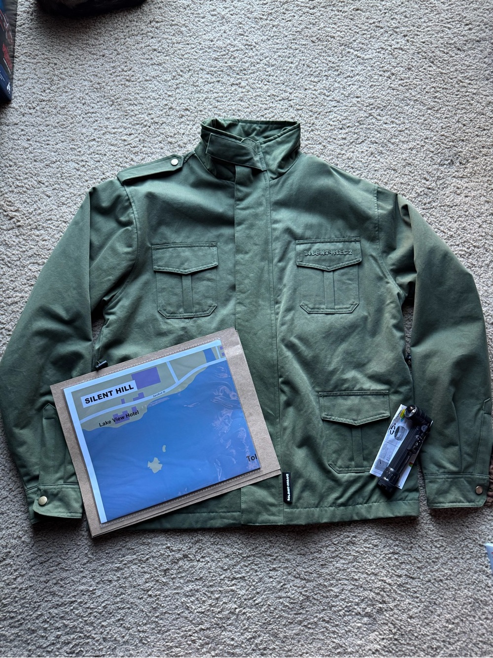 Konami Silent Hill 2 (2024) James Sunderland Jacket with Map and Flashlight